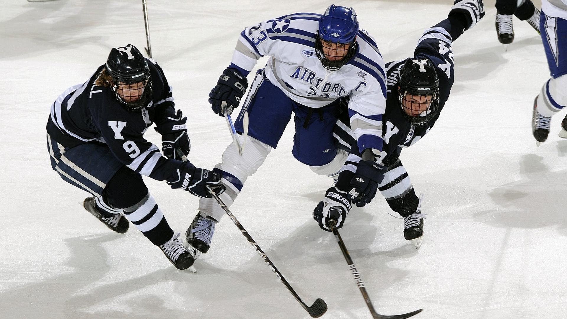 “传感器与图像识别的双重护航——裁判判罚更科学、更公平的技术路径”